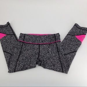 Lululemon Athletica black and white crop leggings